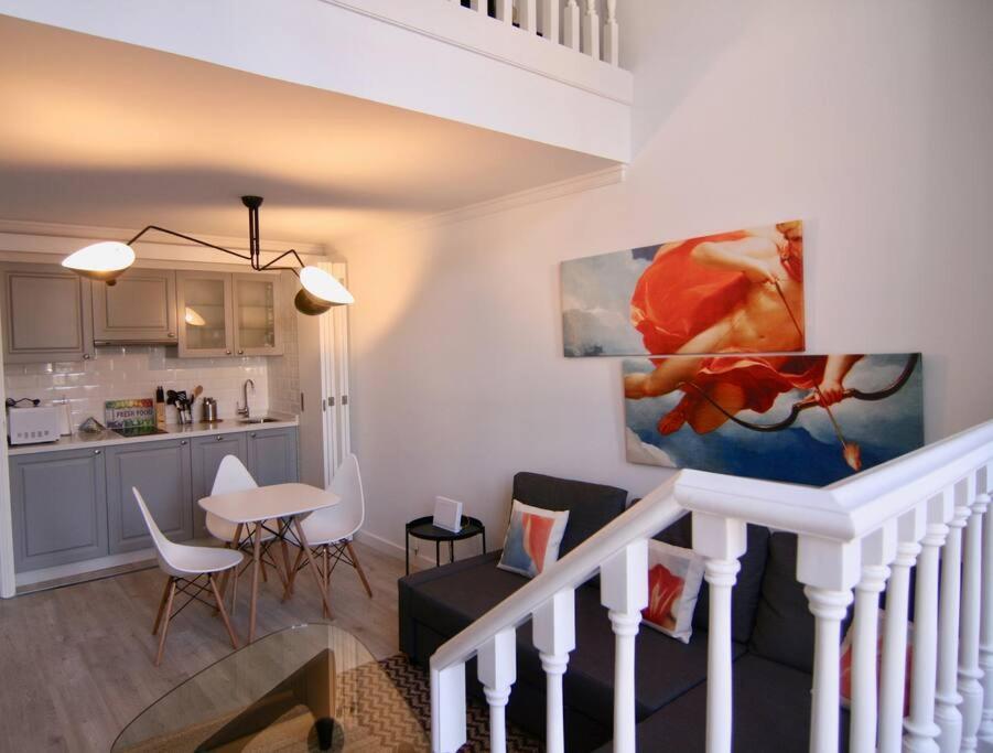 En Un Edificio Senorial: Duplex Totalmente Nuevo. Apartment Vigo Exterior photo